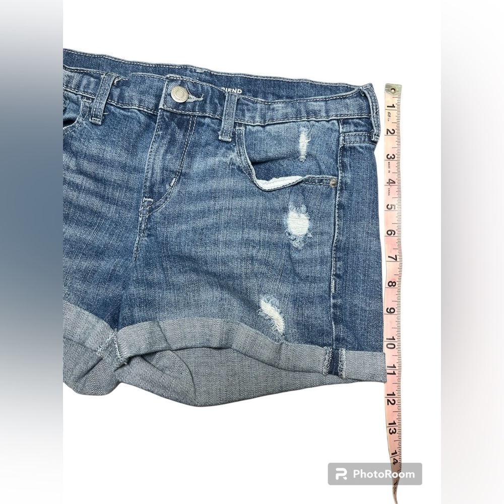 Old Navy Boyfriend Distressed Denim Shorts Size 4 - Picture 2 of 9